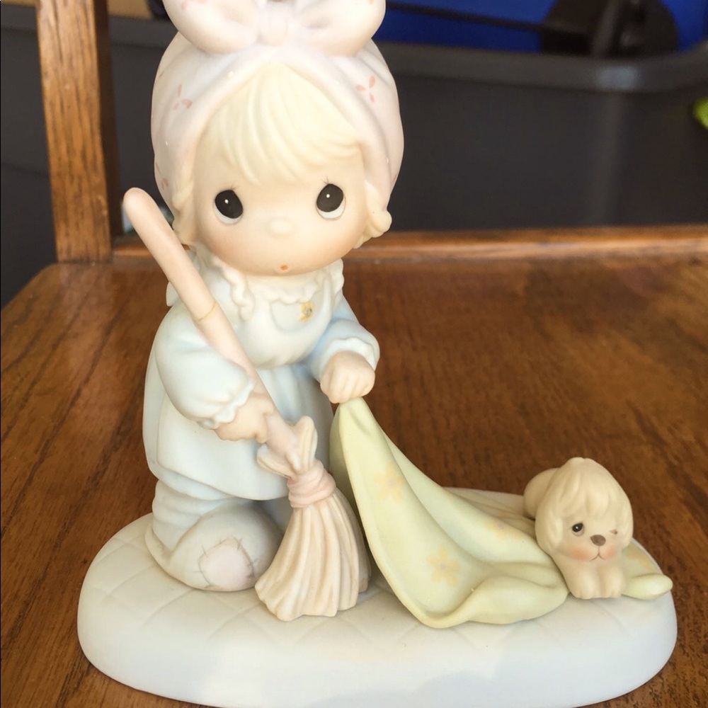 Precious Moments sweep all your worries away porcelain figurine sold in box